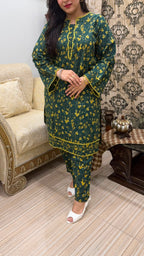 50% Off Mahak Printed Lawn Stitched 2 Piece (Shirt Trouser)
